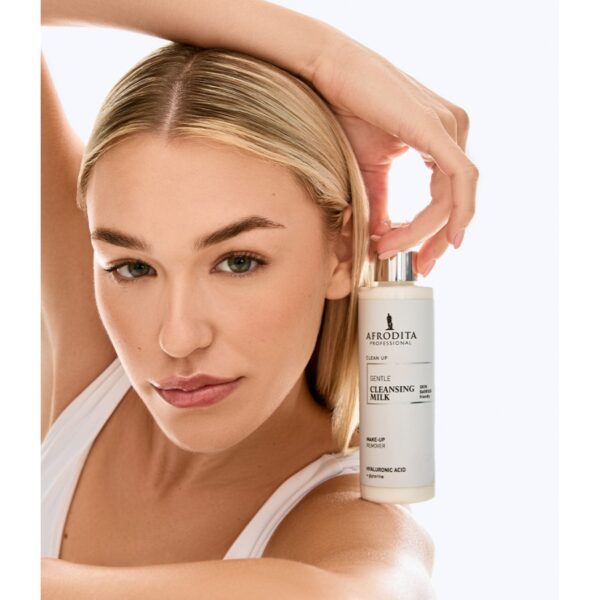 AFRODITA PROFESSIONAL CLEAN UP Nježno mlijeko za čišćenje hyaluron 190 ml