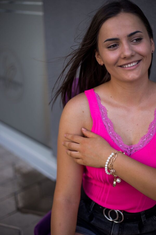 SPRAY TAN, 8 STAVKI KOJE TREBA DA ZNATE Jovana Panić